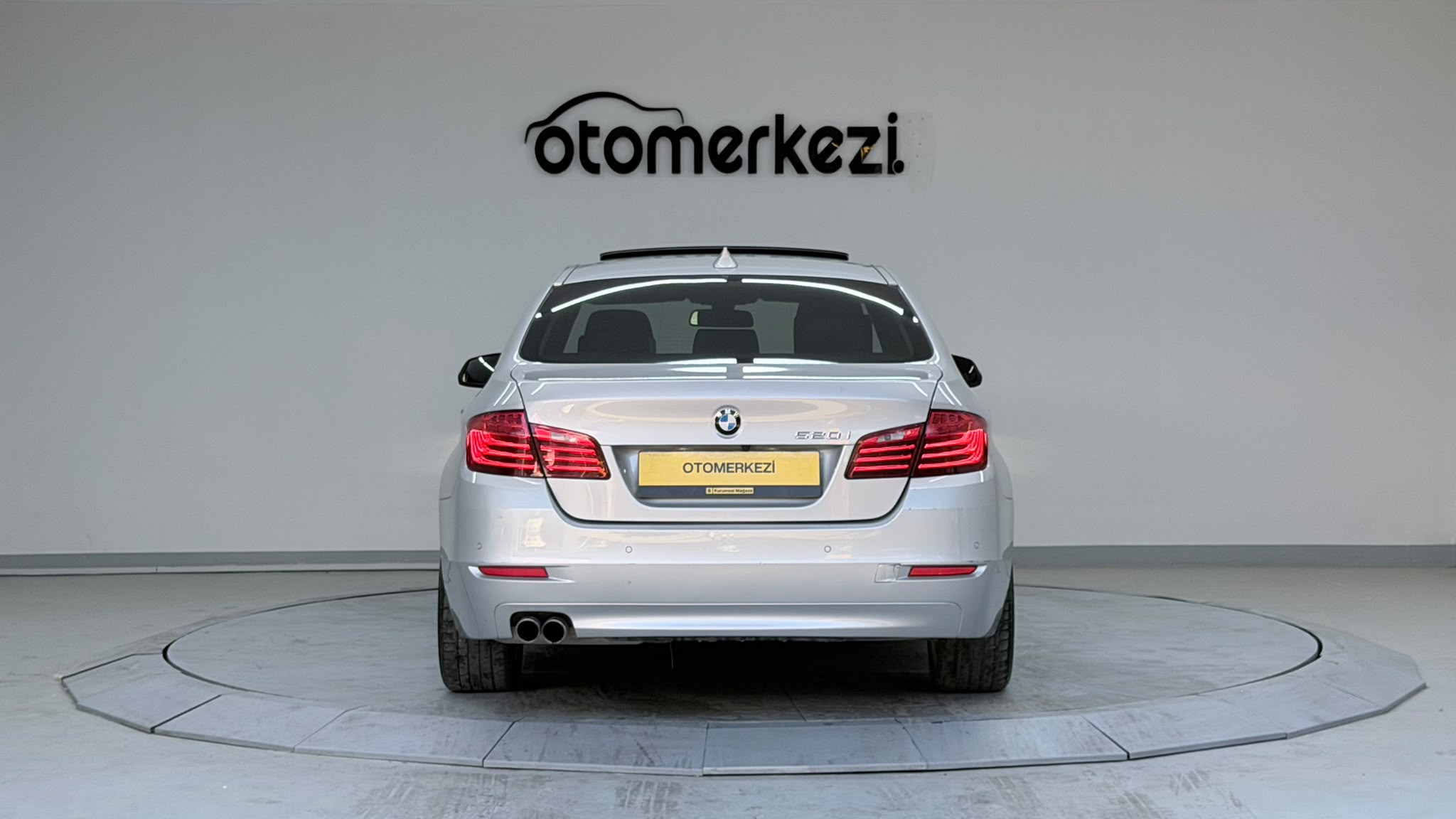 BMW 520i 26